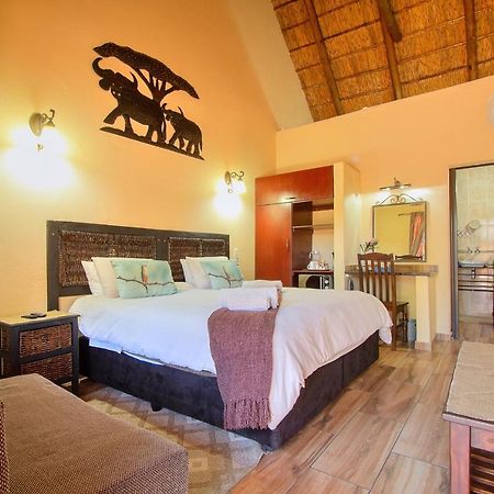 All Over Africa Guest House Kempton Park Extérieur photo
