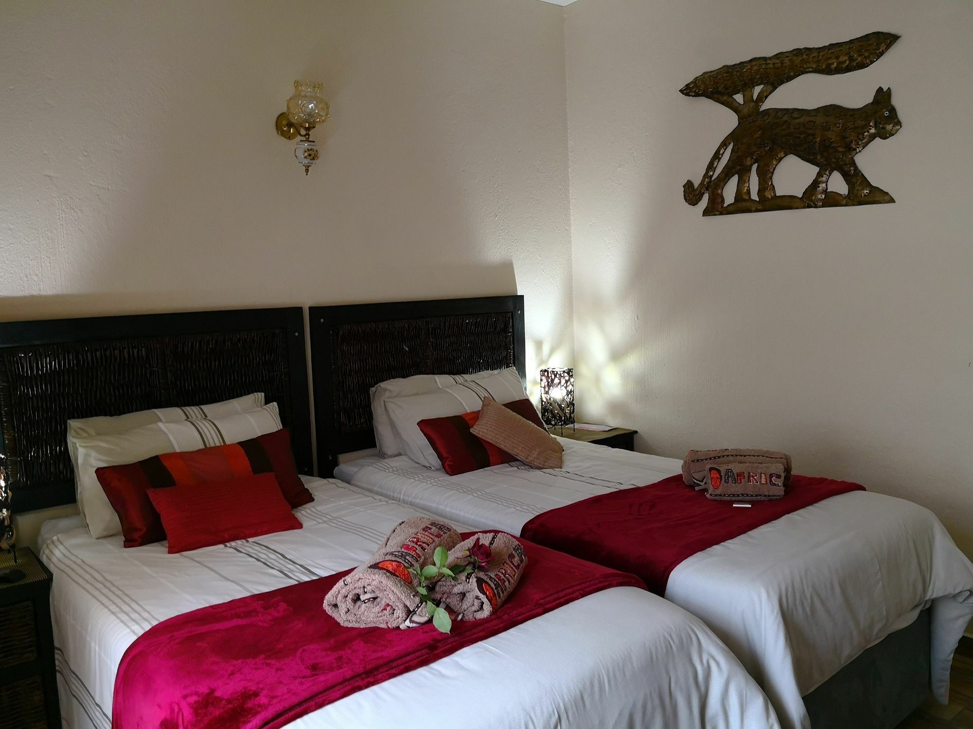 All Over Africa Guest House Kempton Park Extérieur photo