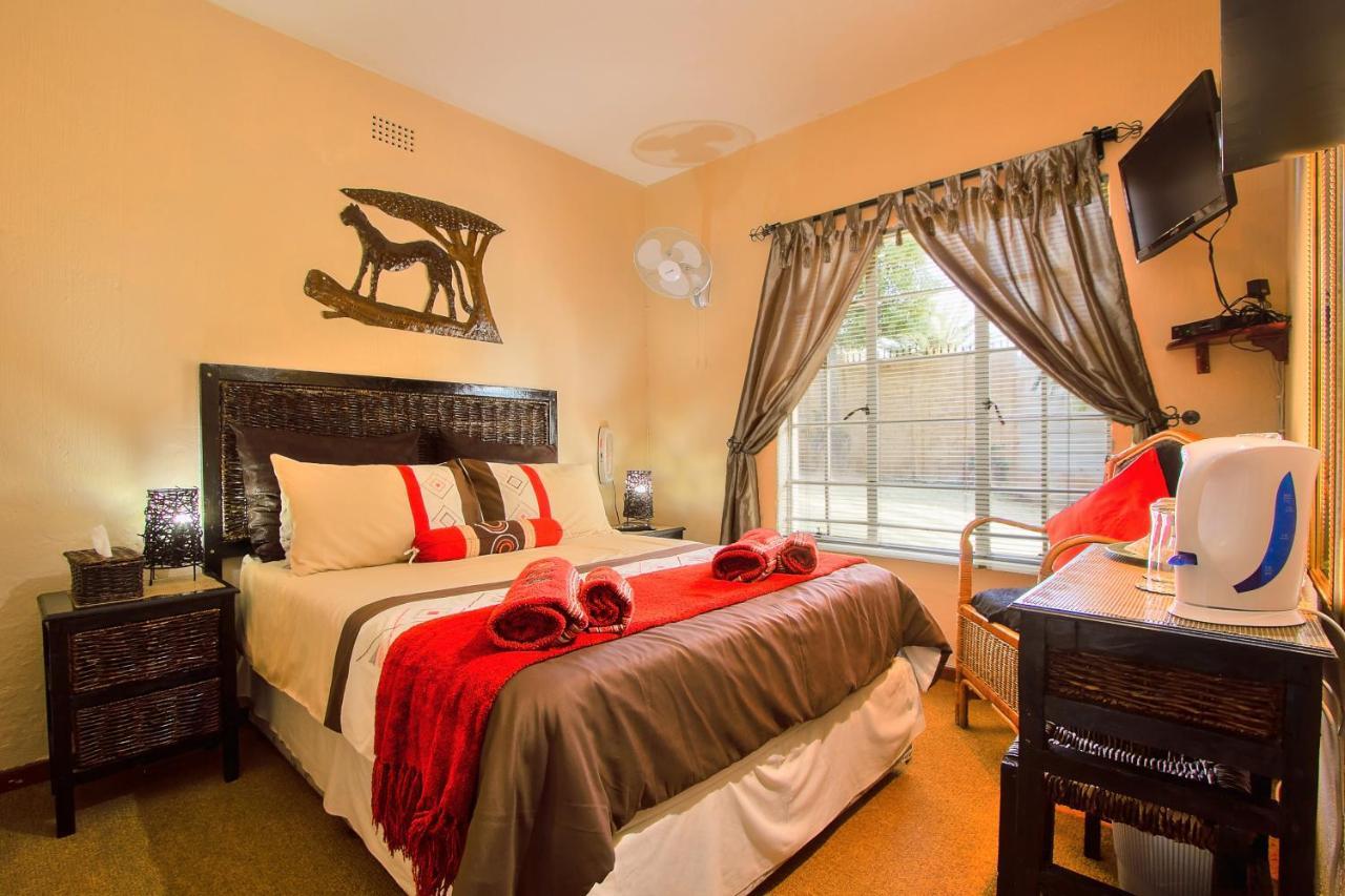 All Over Africa Guest House Kempton Park Extérieur photo