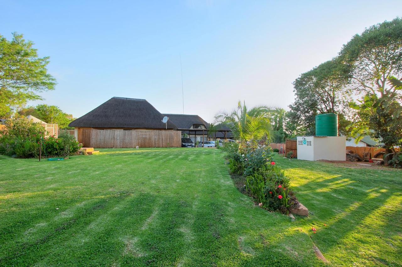 All Over Africa Guest House Kempton Park Extérieur photo