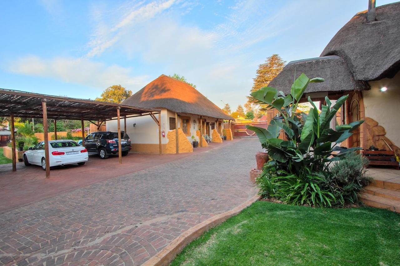 All Over Africa Guest House Kempton Park Extérieur photo